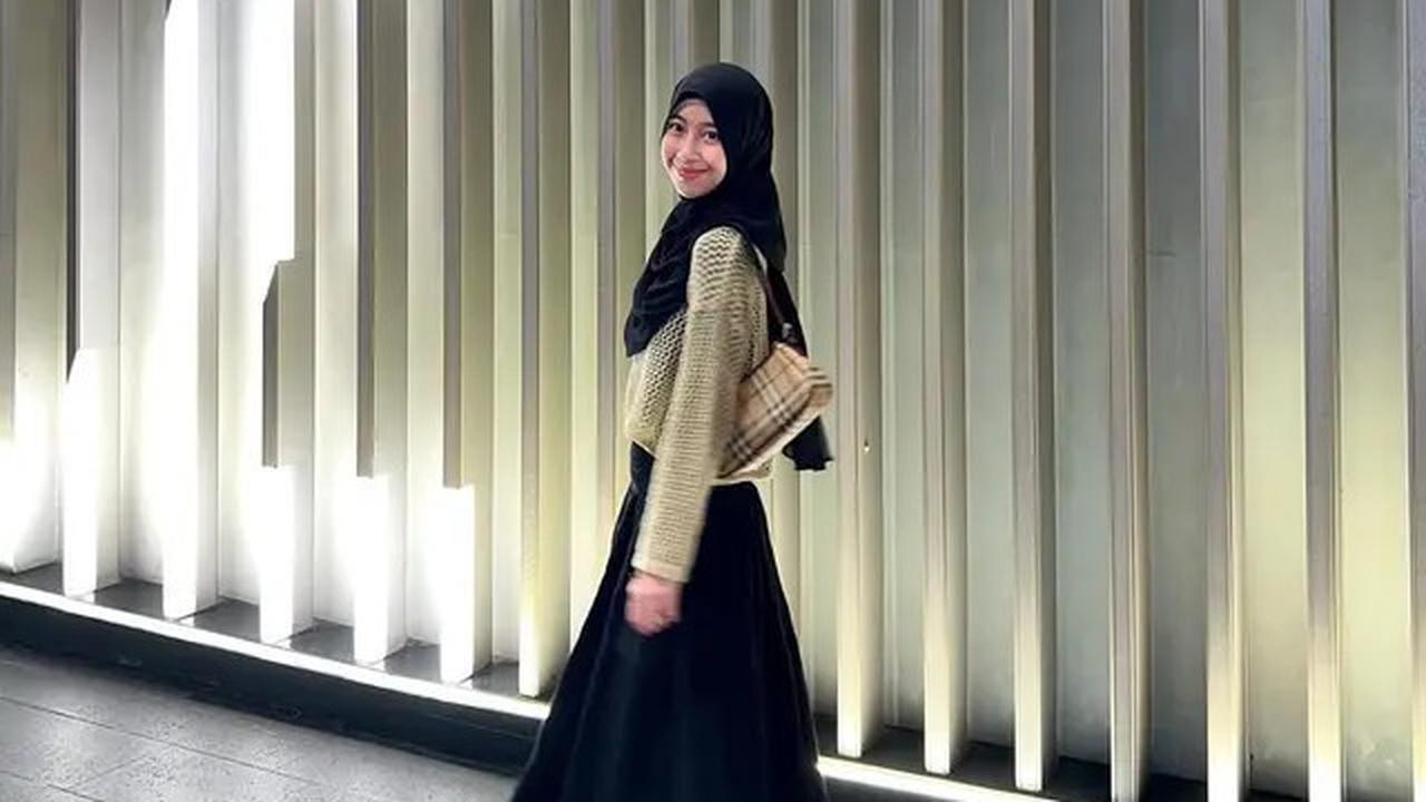Potret Adiba Khanza Istri Egy Maulana Pakai Rok, Referensi Gaya Anggun di Usia 25-an