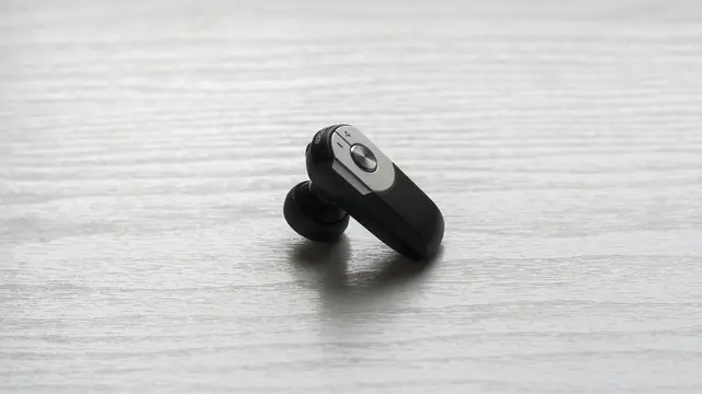 Perbedaan Headset, Headphone dan Earphone yang Sering Salah Sebut