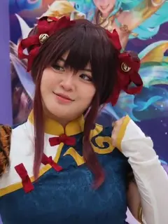 Berawal dari leterbatasan, Riryine  berhasil bangun karier profesional.