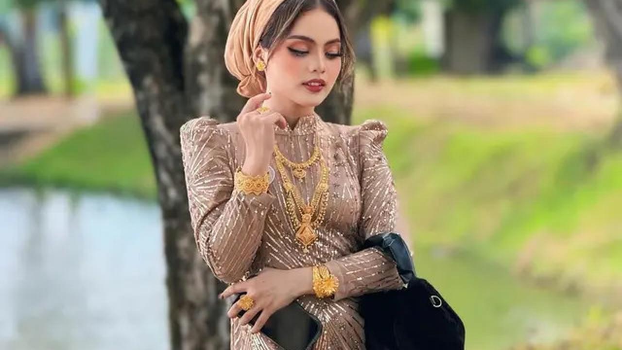 7 Potret Pedangdut di Pernikahan Nia LIDA, Lady Rara dan Melly Lee Jadi Bridesmaid
