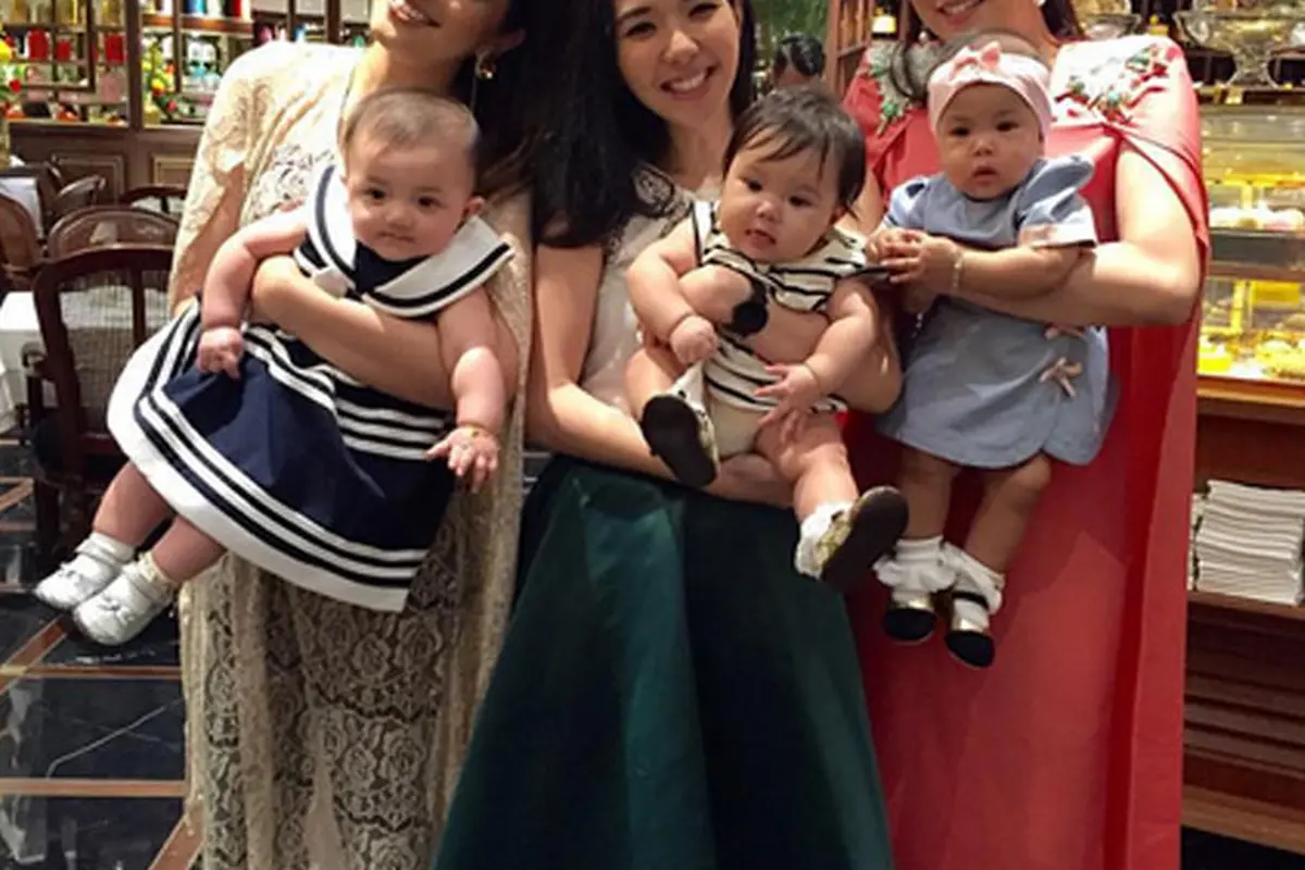 [Bintang] Ashanty, Gisella Anastasia, Olla Ramlan
