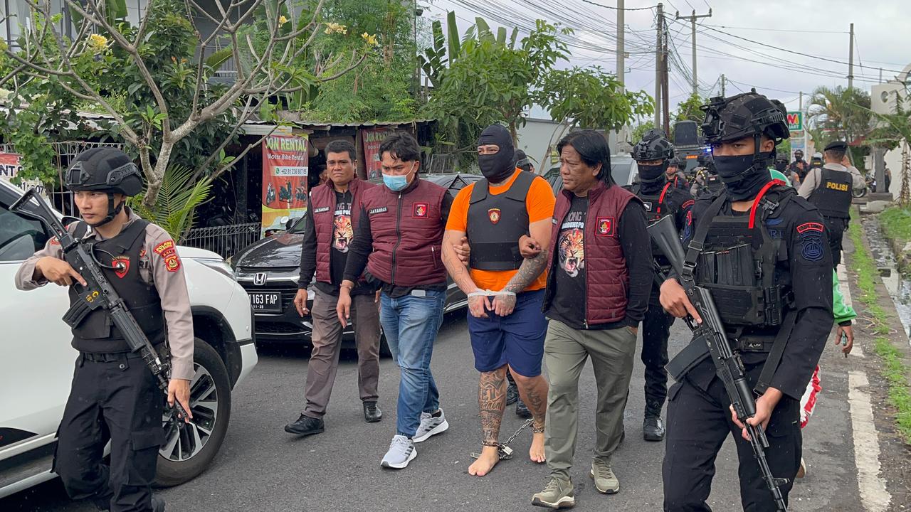 rekonstruksi penembakan wn australia