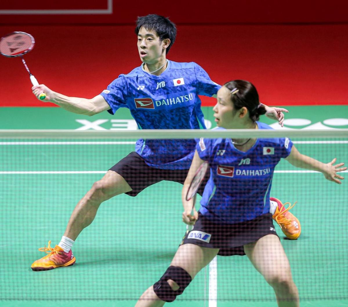 Pasangan ganda campuran Jepang, Hiroki Midorikawa/Natsu Saito saat menghadapi ganda campuran China Zheng Si Wei/Huang Ya Qiong pada final Indonesia Masters 2024 yang digelar di Istora Gelora Bung Karno (GBK) pada Minggu (28/1/2024). <br>(Foto Bola.com / 
