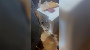 Brankas Kafe De'Klan Dibongkar Kortastipidkor, Begini Penampakannya