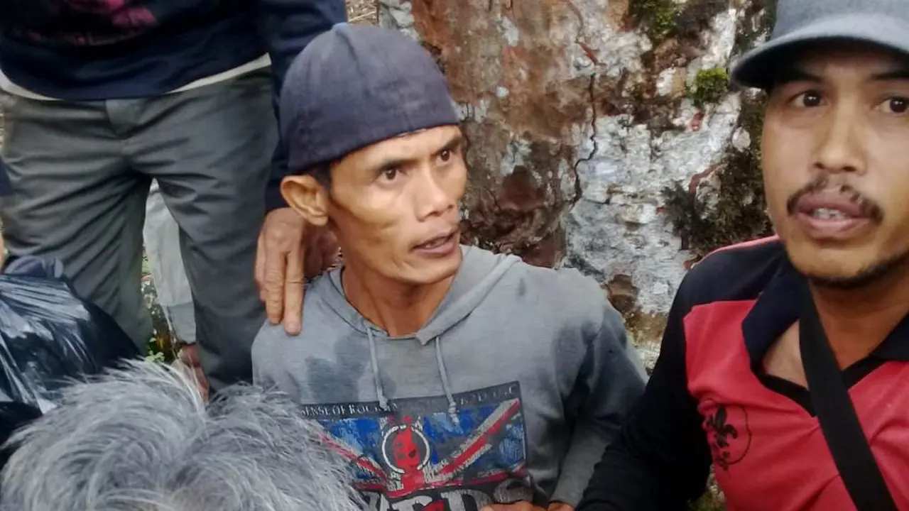 Eko Sumitro ditemukan selamat usai tersesat 3 hari di hutan Gunung Slamet, Banyumas. (Foto: Liputan6.com/Tagana Banyumas/Muhamad Ridlo)