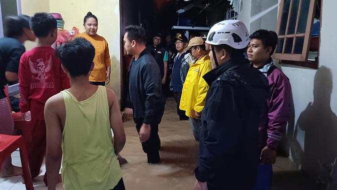 Cilegon Darurat Banjir 1,5 Meter: Tanggul Jebol Rendam Permukiman