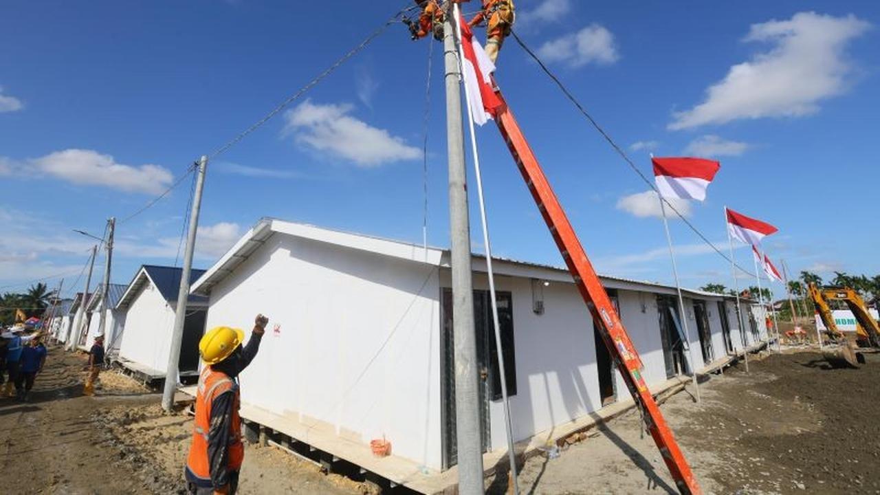 PLN Pastikan Listrik Andal untuk 15 Ribu Huntara Bencana di Sumatera
