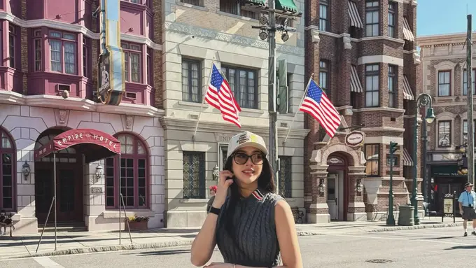 Gaya Anya Geraldine Liburan di Amerika, Selalu Stylish dengan Tas Puluhan Juta Rupiah