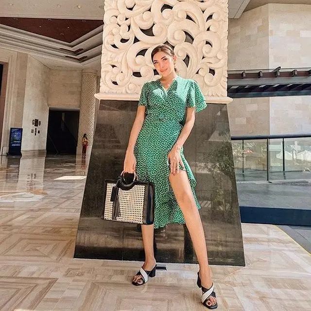 7 Momen Liburan Millendaru di Bali, Joget Bareng Hotman Paris