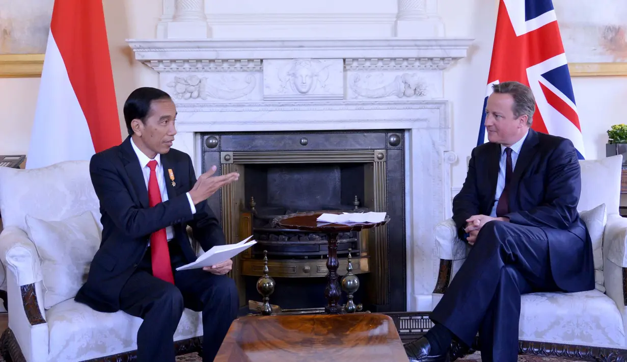 Kepada Jokowi, PM Cameron menyebut Indonesia memiliki aset luar biasa yaitu sebagai negara muslim terbesar, London, Selasa (19/4/2016). Indonesia memiliki banyak hal yang dapat dibagi untuk menjawab berbagai tantangan. (Foto: Laily Rachev/ Setpres)