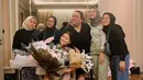 <p>Prilly Latuiconsina merayakan ulang tahun ke-26 pada hari ini, Sabtu (15/10/2022). Bintang film Danur: I Can See Ghosts membuat pengakuan bahwa perayaan ulang tahun kali ini sederhana sekaligus beda. Pasalnya, Prilly Latuconsina baru menjalani pemulihan akibat infeksi usus. Sejumlah selebritas mengirim doa untuk pertambahan usia dan kesembuhannya. (Foto: Dok. Instagram @prillylatuconsina96)</p>