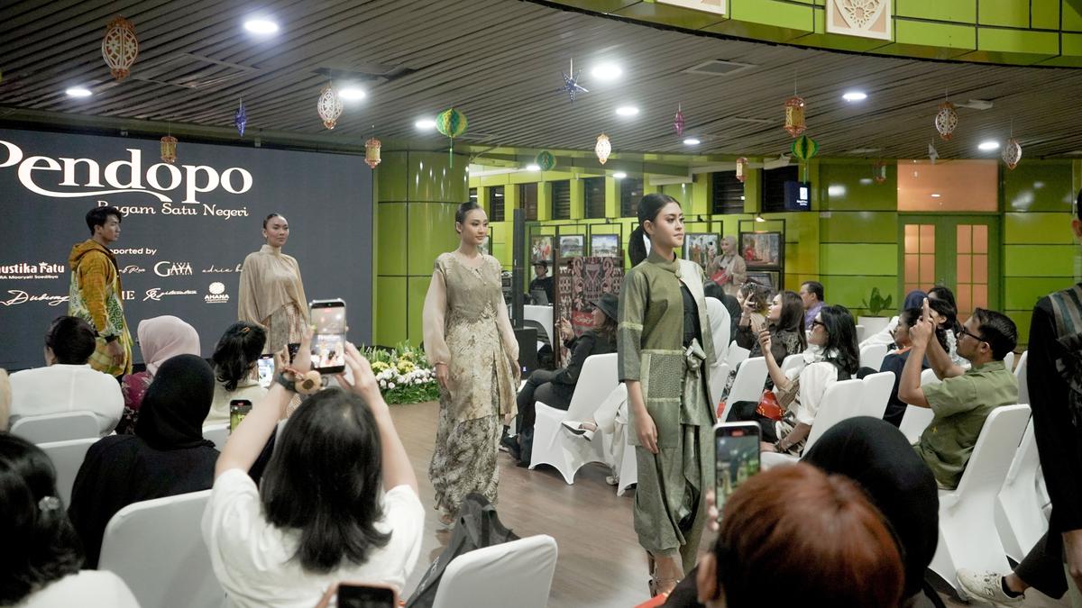 Pendopo dan KAI Hadirkan Heritage on The Move, Rayakan Wastra Nusantara dan Inspirasi Mudik Stylish