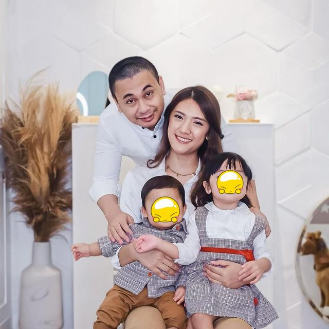 Jarak Lahir Buah Hati Berdekatan, Ini 6 Artis yang Cepat Hamil Anak Kedua