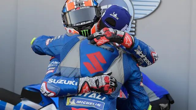 Alex Rins dan Joan Mir