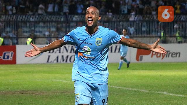 Loris Arnaud Cetak 2 Gol Persela Taklukkan Bhayangkara Fc Bola Liputan6 Com