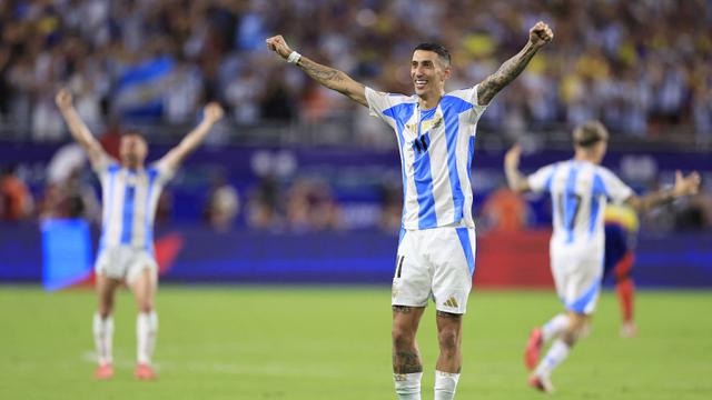 Foto: Happy Ending Angel Di Maria Bersama Timnas Argentina, Pensiun dengan Memenangkan Copa America