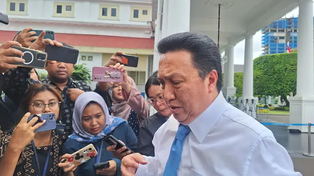Presiden Prabowo Subianto kembali mengumpulkan sejumlah pengusaha besar ke Istana Kepresidenan Jakarta, pada Jumat (7/3/2025).