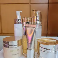 Rangkaian skincare dari Kose Infinity.