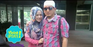 Shinta Tanjung terkejut saat dirinya mendapatkan surat gugatan cerai dari Ustaz Zacky Mirza.