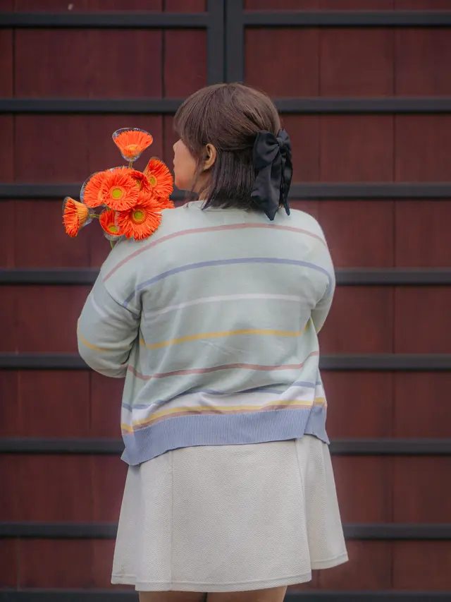 wanita desember yang bahagia