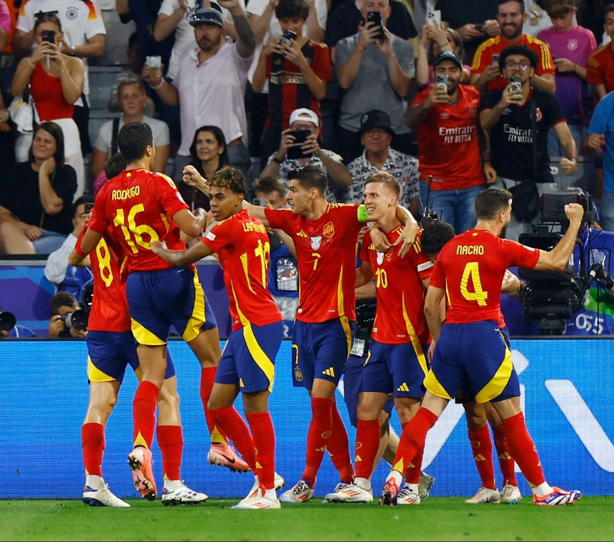 Timnas Spanyol tampil superior saat berhadapan dengan Prancis dalam semifinal Euro 2024 di Allianz Arena, Munich, Jerman, pada Rabu (10/7/2024) waktu setempat. Tim Matador, julukan Spanyol, sukses menumbangkan Prancis berkat gol bersejarah yang dicetak La