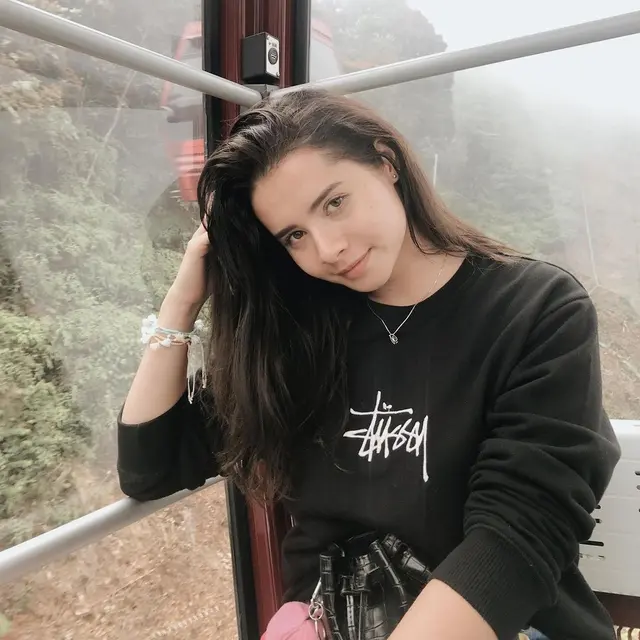 6 Potret Terbaru Jovita Karen, Pemeran Cindy di Sinetron Mermaid In Love