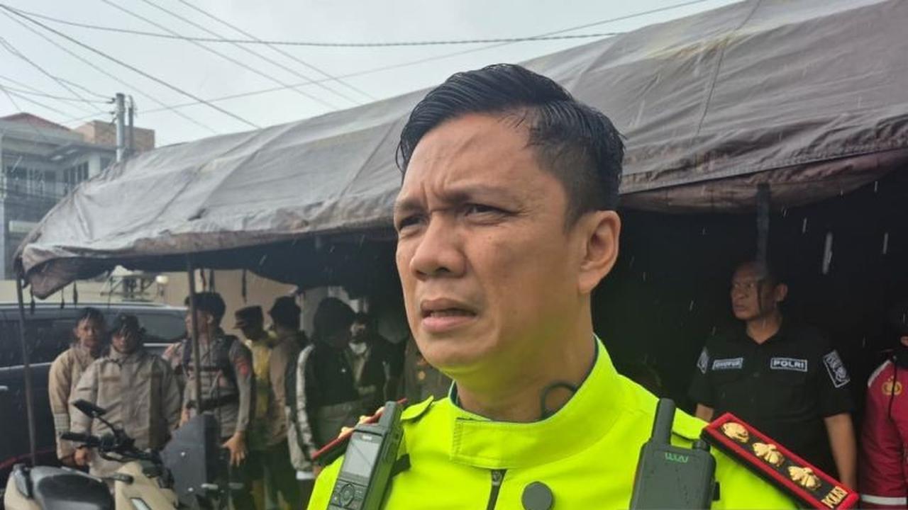 Polres Cimahi Buka Posko DVI Longsor Cisarua, Identifikasi Korban Dipercepat di Tengah Cuaca Ekstrem