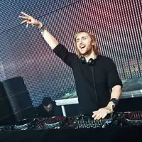 David Guetta (via thebanginbeats.com)