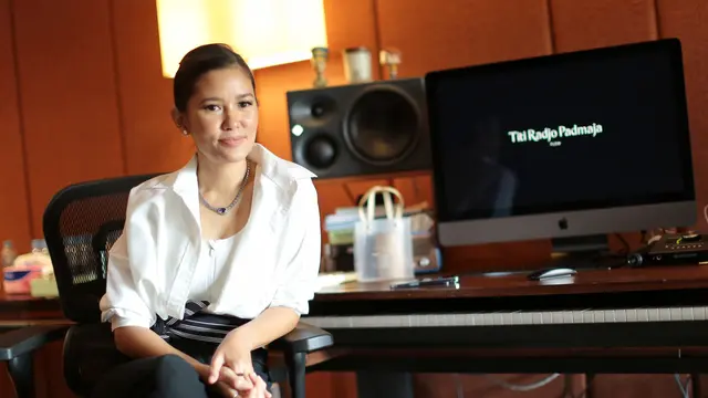 Tak takut bersaing dengan penyanyi muda, Titi Radjo sebut jika sukses adalah bonus