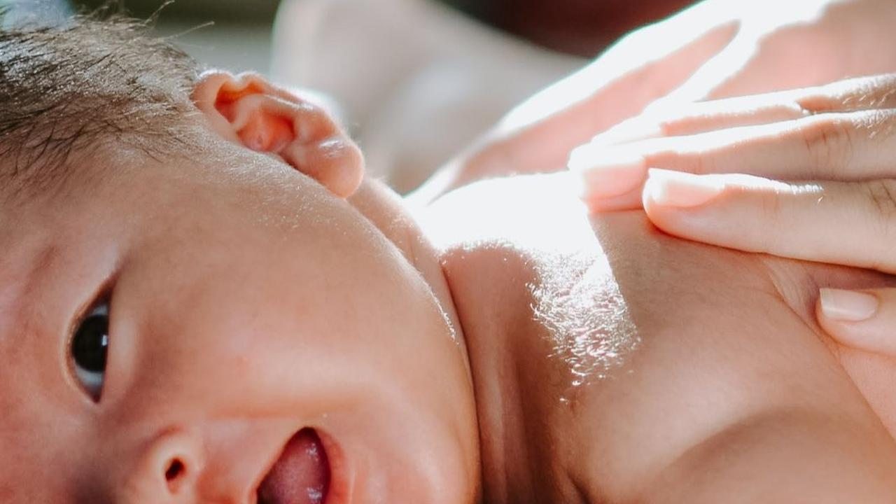 Cara Mengatasi Cegukan pada Bayi: Panduan Lengkap untuk Orang Tua