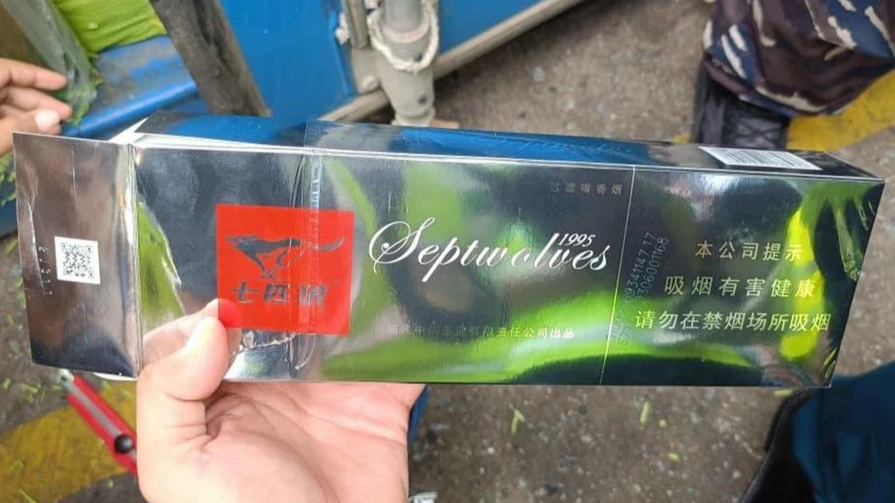 Penyelundupan Rokok Ilegal Asal Kamboja Digagalkan di Pelabuhan Dwikora Pontianak