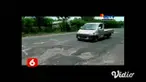 Baru dibangun, proyek jalan nasional di sekitar wilayah pasar Peterongan, Jombang, Jawa Timur, sudah berlubang. Parahnya, lubang yang hampir merata tersebut, sudah banyak memakan banyak korban kecelakaan.