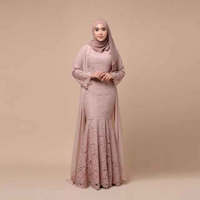 9 Model Gamis Brokat Premium dengan Potongan Mermaid Modern, Tampil Mewah