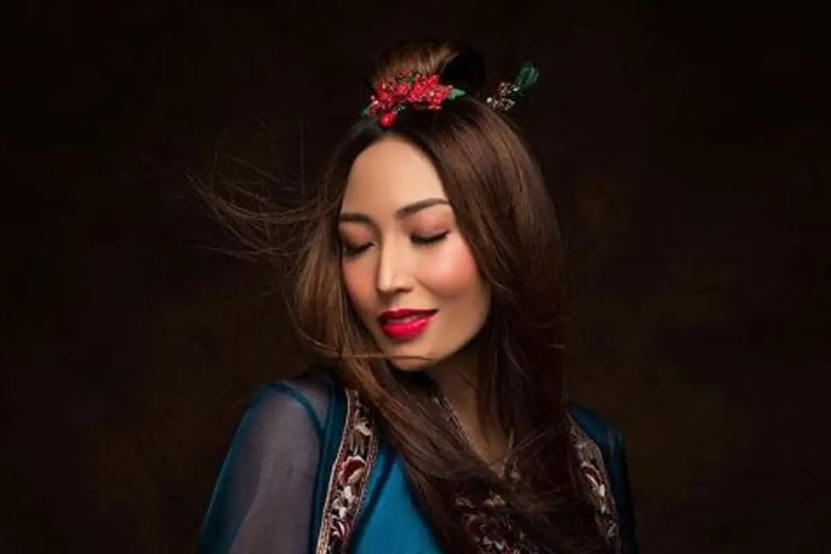 Ayu Dewi (Foto: Instagram/@mrsayudewi)