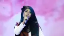 Penyanyi cantik yang selalu mengenakan hijab, Fatin Shidqia Lubis mengaku susah bangun pagi. (Deki Prayoga/Bintang.com)