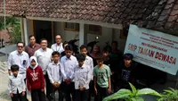 Dari Anyaman Bambu, Sulastri Menjaga Mimpi Anaknya