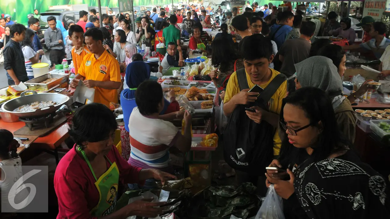 20160606- Pasar Takjil Benhil Diserbu- Gempur M Surya