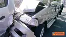 Citizen6, Bali: Tabrakan beruntun terjadi di Jl. Melati, Kota Denpasar, Bali. Kejadian itu terjadi sekitar pukul 14.00 WITA, ketika situasi jalan sedang ramai, Minggu (10/4). (Pengirim: Kelompok 4)