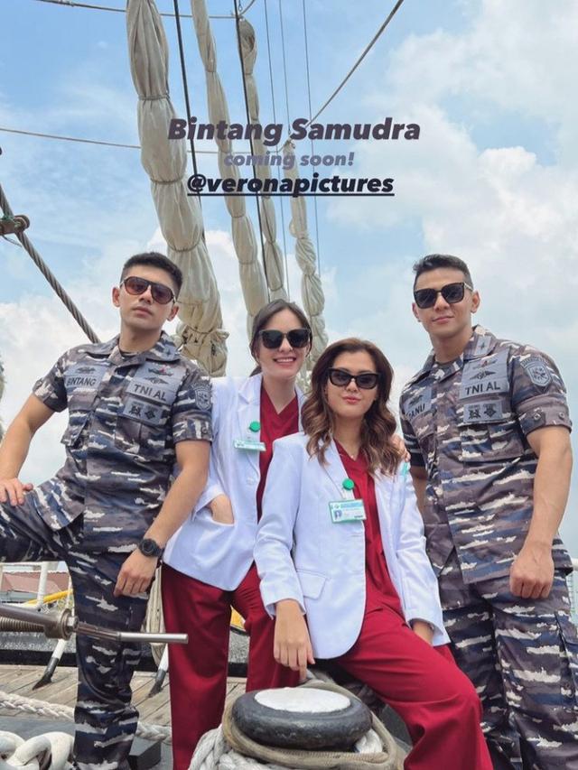 Riza Syah Pakai Seragam TNI