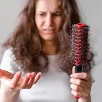 Bad habits that can damage your hair. (Photo: Freepik)