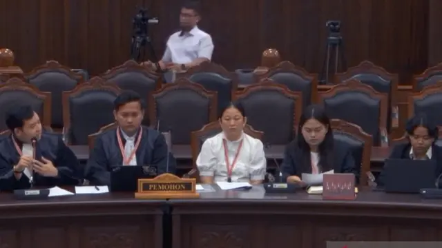 Mahasiswa Gugat KUHP Baru ke MK soroti pasal Demo harus izin
