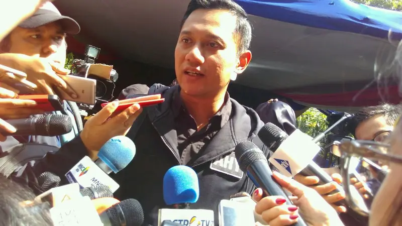 Agus Nyoblos di TPS