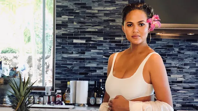 [Bintang] Chrissy Teigen