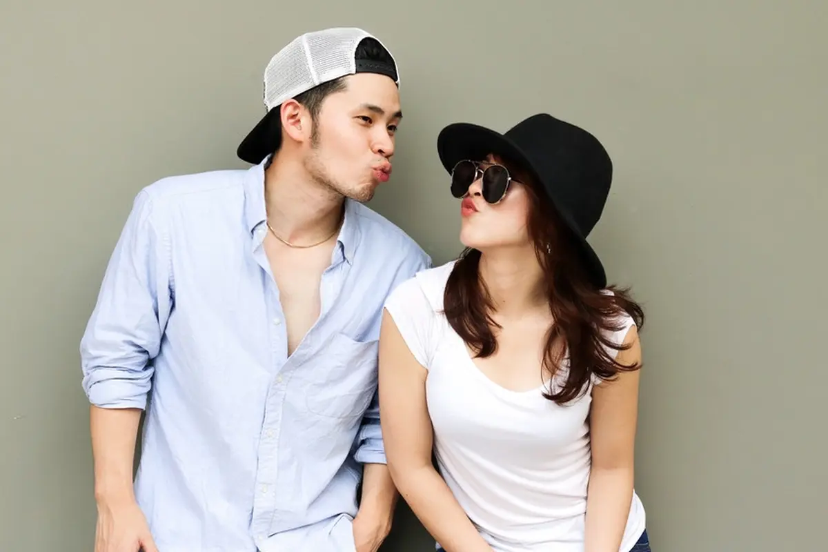couple cinta bahagia lucu