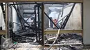 Kondisi rumah yang telah hangus terbakar di Kebayoran Baru, Jakarta Selatan, Rabu (26/08/15). Polisi masih menyelidiki akibat kebakaran tersebut. (Liputan6.com/Gempur M Surya)