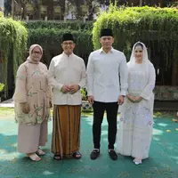 AHY tampil gagah dengan sepatu seharga motor saat silaturahmi ke rumah Anies Baswedan (@agusyudhoyono)