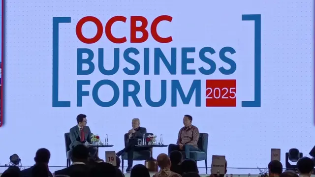 OCBC Business Forum 2025 bertema “Strategic Resilience: Growth in the Era of Uncertainty” di Astor Ballroom, The St. Regis Jakarta
