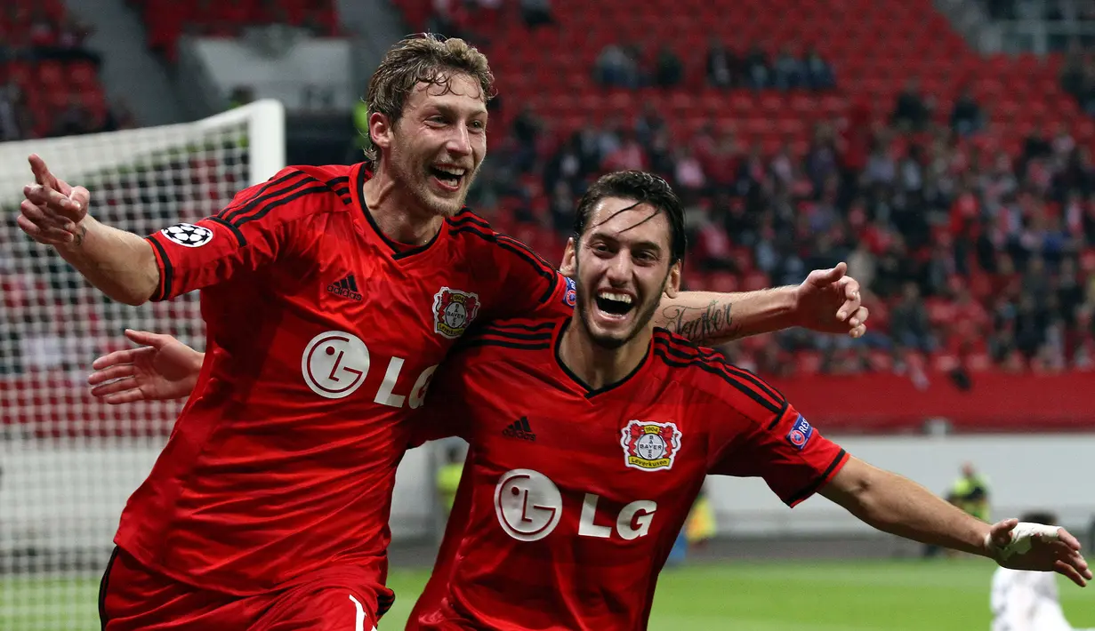 Bersama timnas Turki, pemain binaan akademi Karlsruher SC tersebut sukses mengemas 13 penampilan dan empat gol. (EPA/Kevin Kurek)