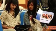 Peserta lomba Citizen Journalism sedang berdiskusi. (Pengirim : Ady Permadi)