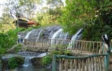 Batal berwisata di Curug Luhur, Purnama dipaksa bayar Rp 1 juta